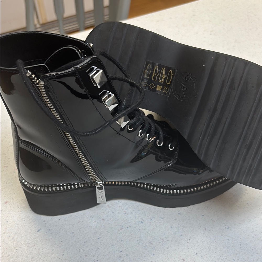 Combat Boot - Picture 4 of 11
